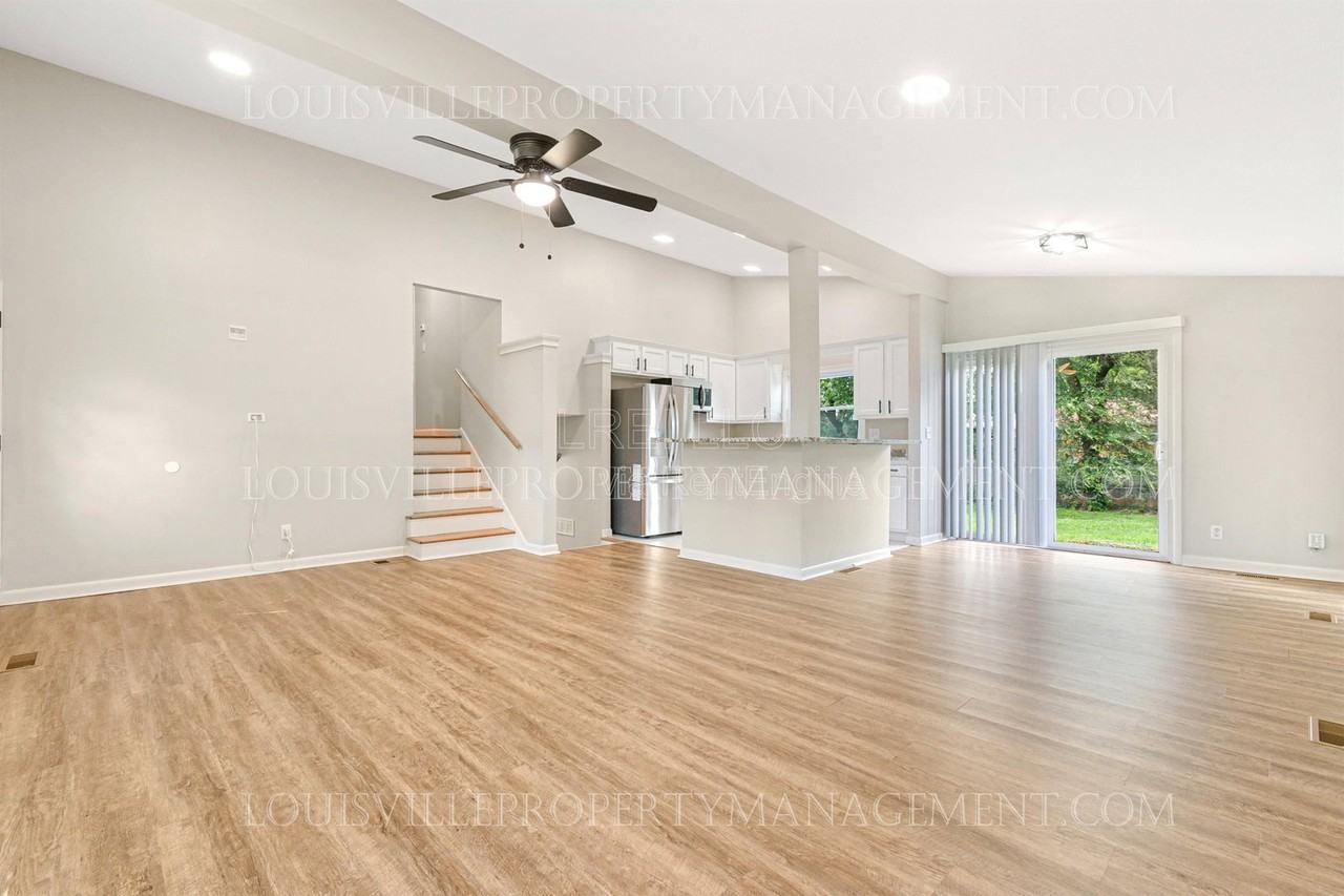 3817 Klondike Ln - Photo 2 of 28