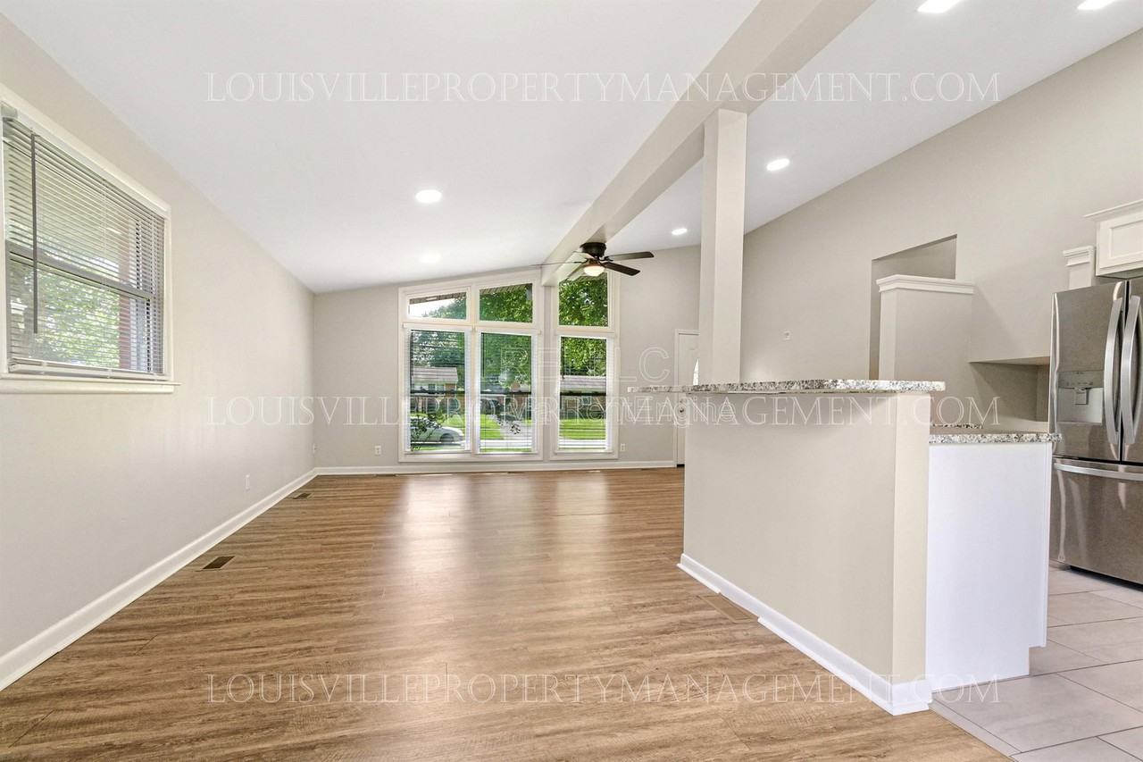 3817 Klondike Ln - Photo 5 of 28