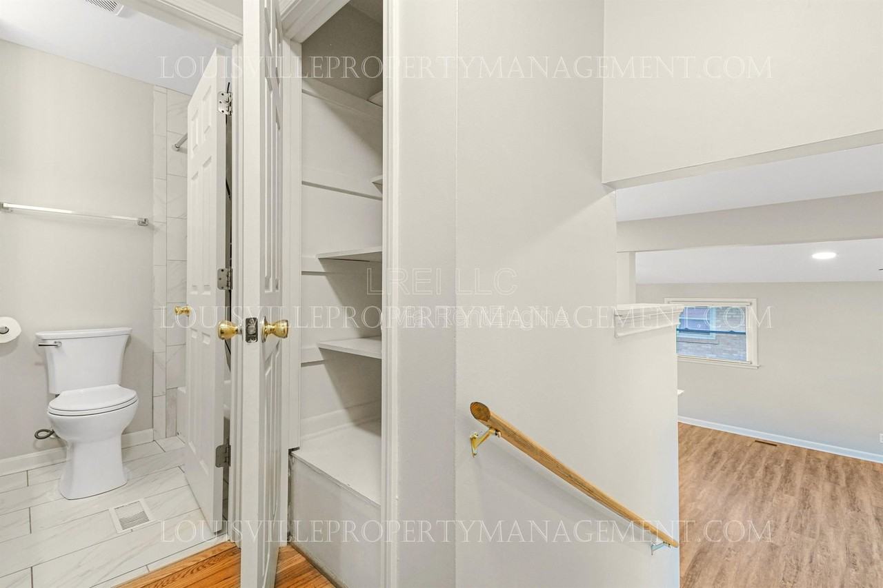 3817 Klondike Ln - Photo 7 of 28