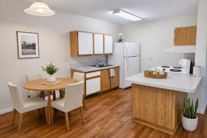 1744 W Market St #E - Photo 3 of 13