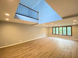 featured image of 10 Freeman Ct #2