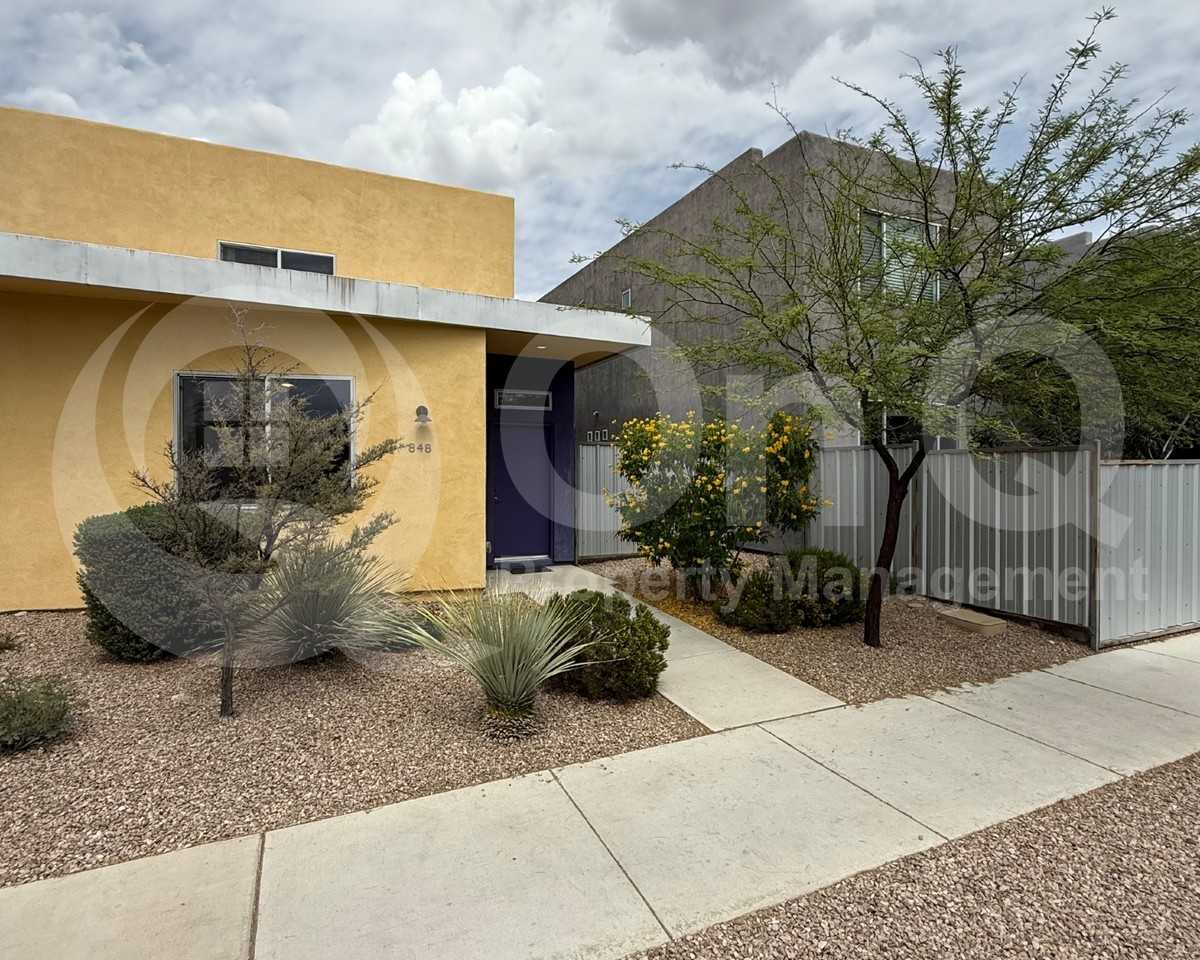 848 E Park Modern Dr - Photo 2 of 21