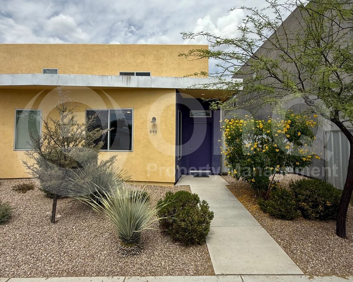 848 E Park Modern Dr - Photo 3 of 21