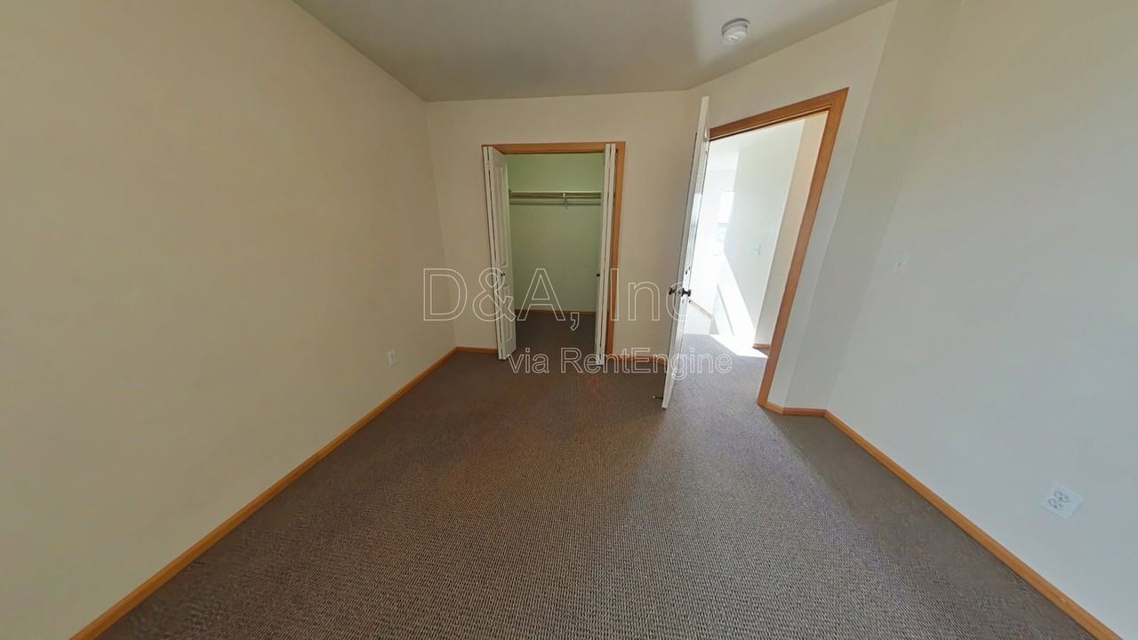 1701 Sw Stanford St - Photo 5 of 11