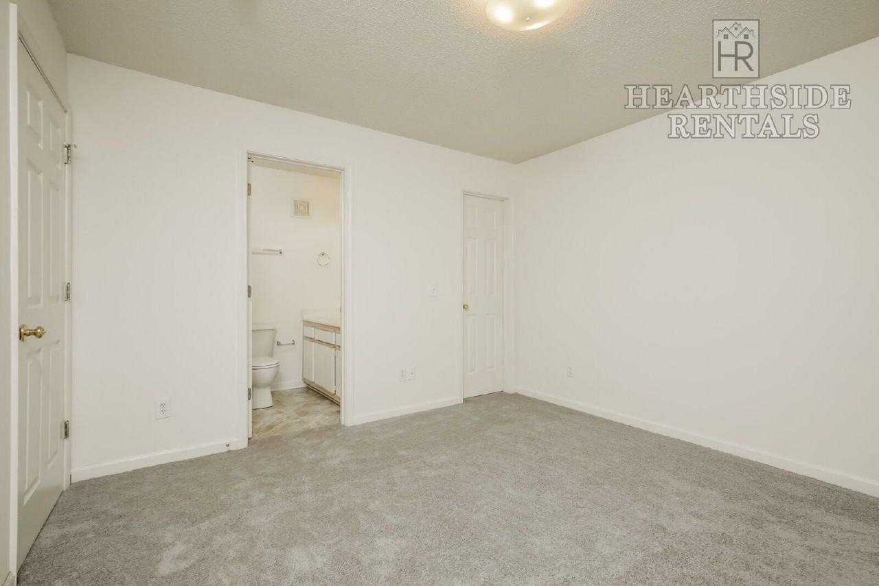 330 Brownlea Dr #5F - Photo 6 of 17