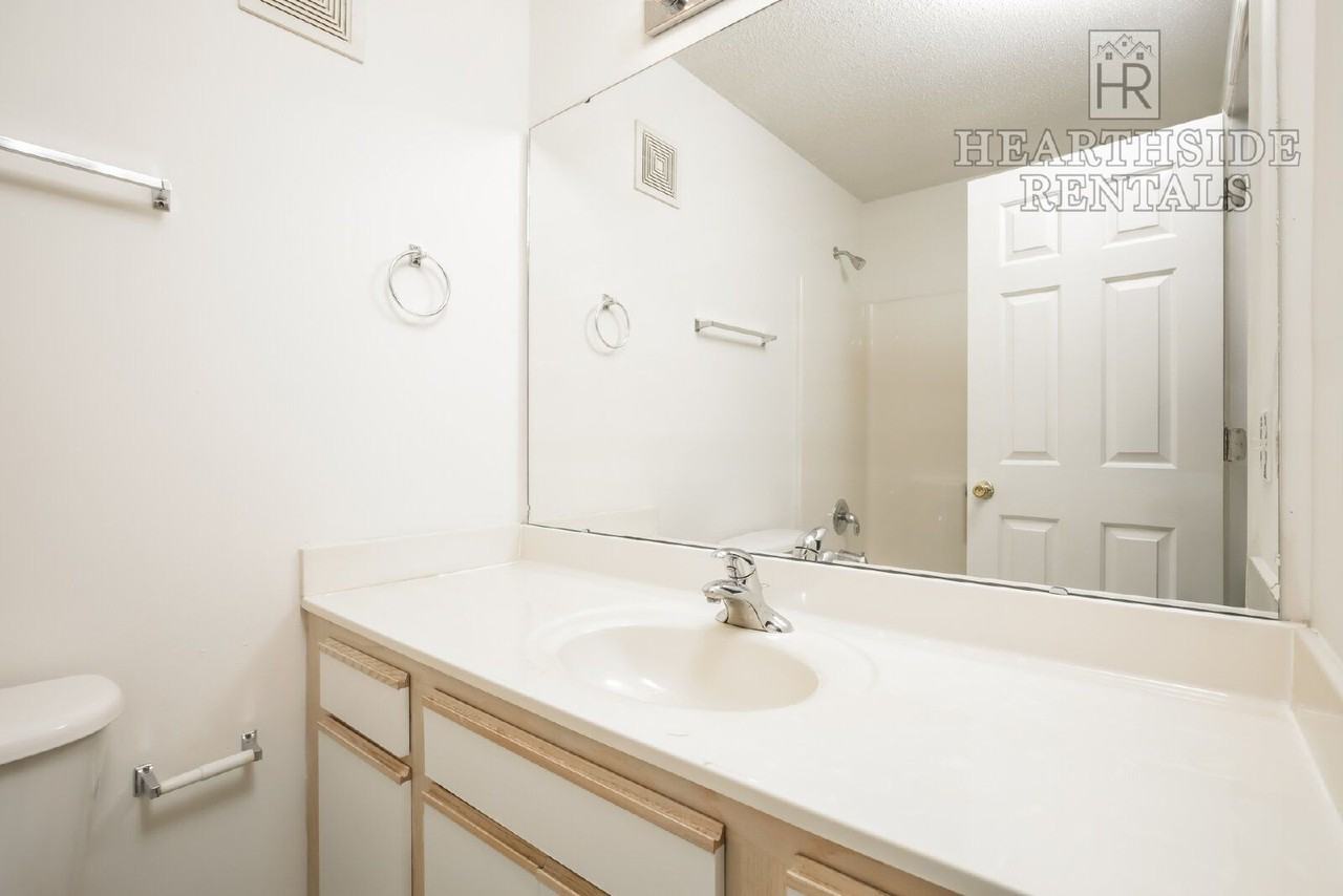 330 Brownlea Dr #5F - Photo 7 of 17