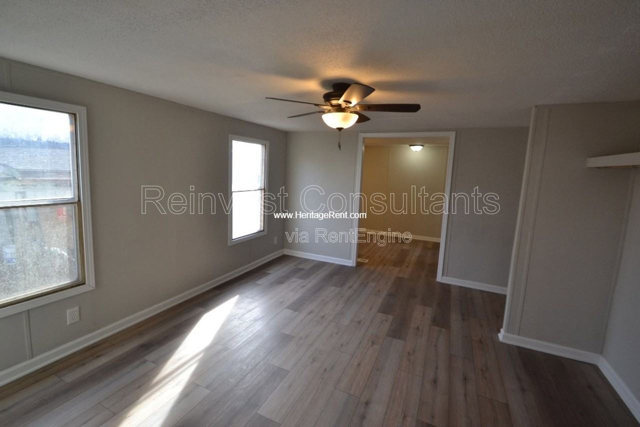 11049 Stephens Rd - Photo 7 of 13