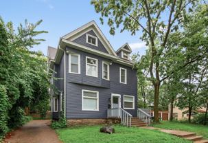 812 7th St Se - Photo 1 of 1