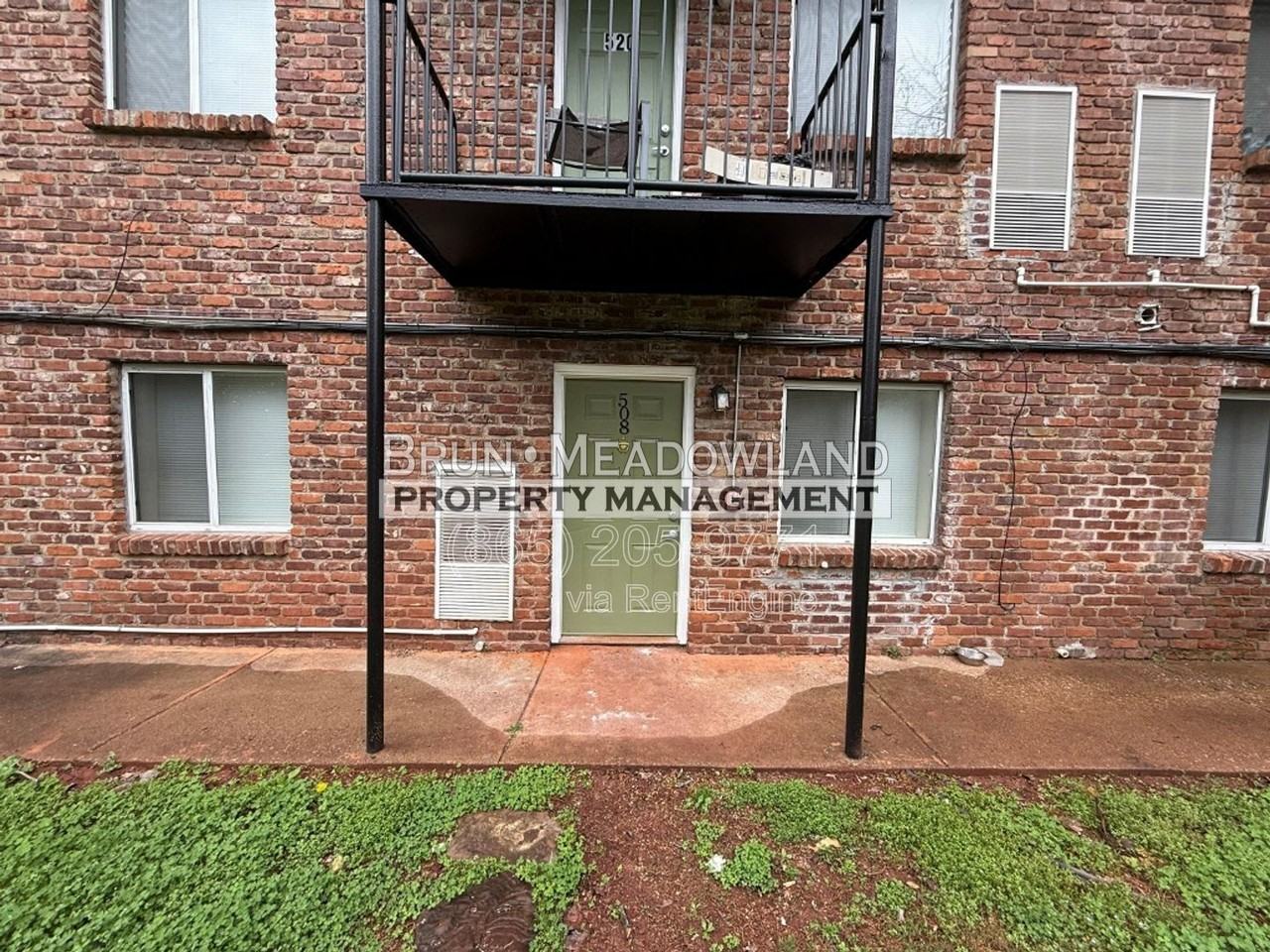 508 E Red Bud Rd - Photo 2 of 15