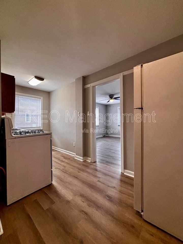 235 E Xenia Dr #AA - Photo 6 of 12