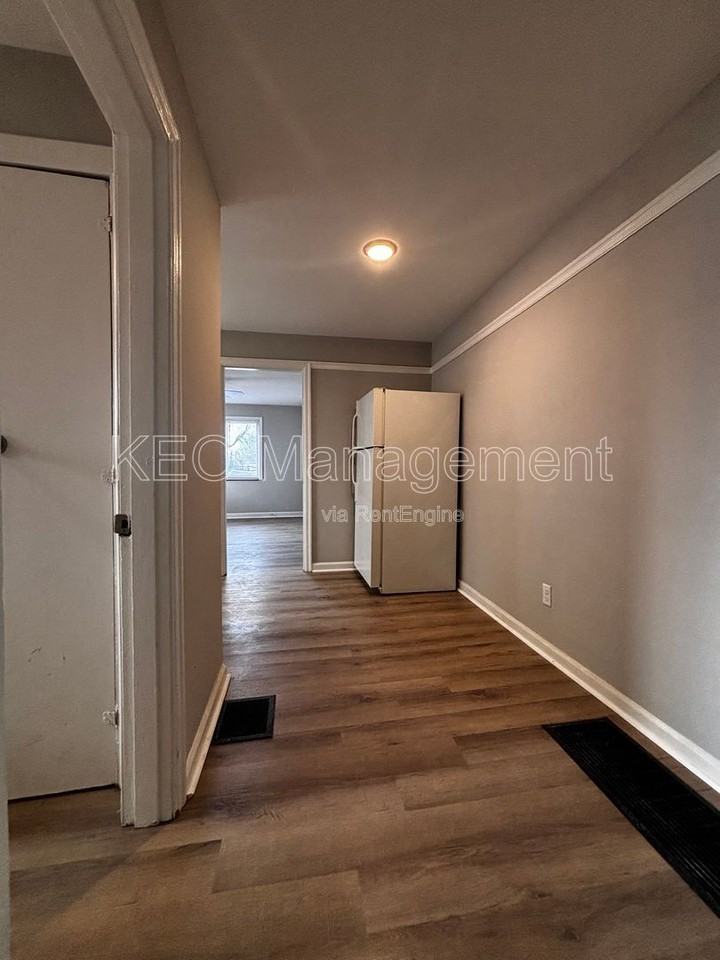 235 E Xenia Dr #AA - Photo 7 of 12