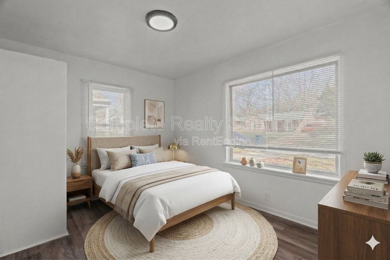 9823 Winkler Dr - Photo 5 of 29