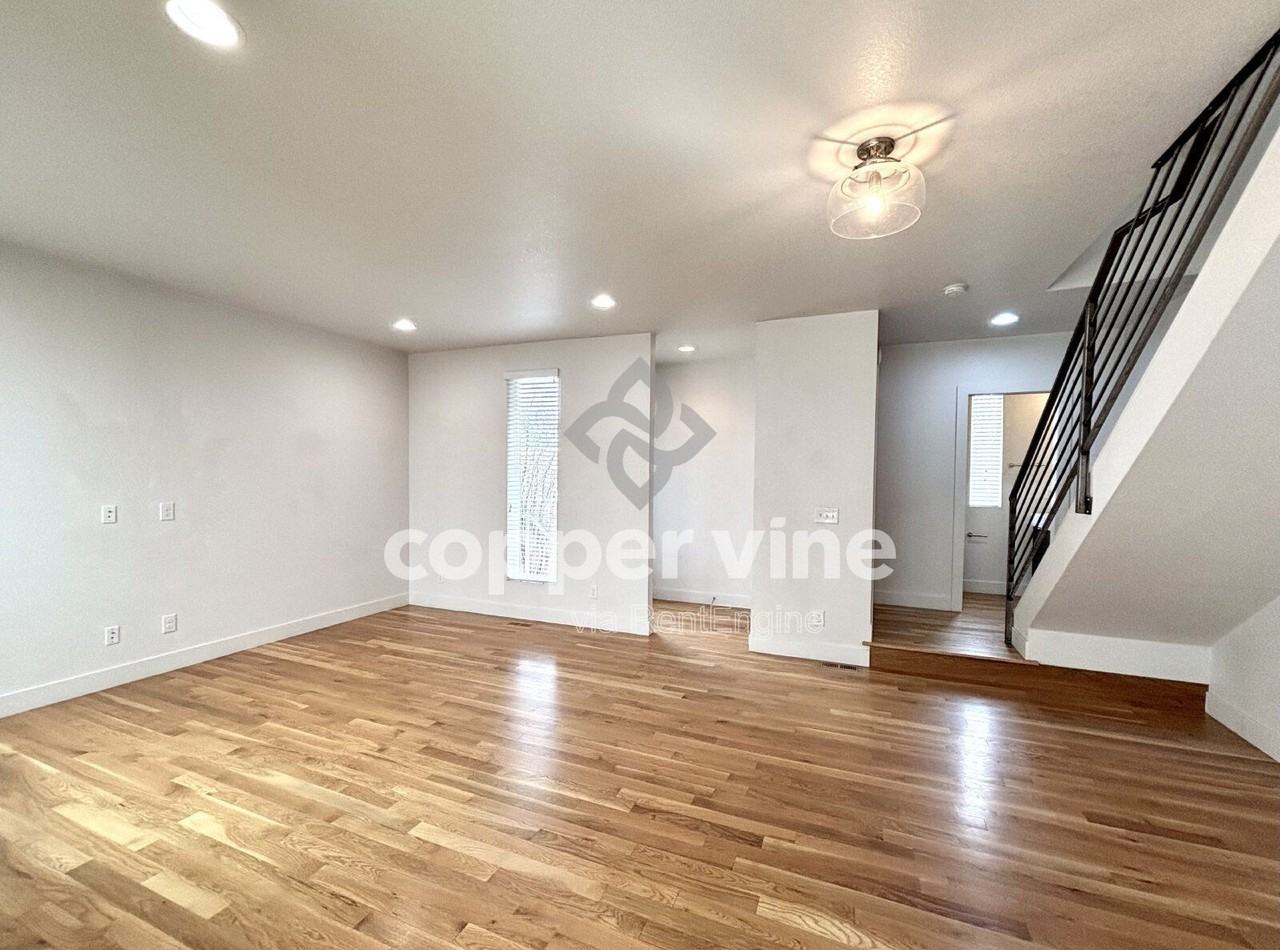 4966 Lowell Blvd - Photo 6 of 23