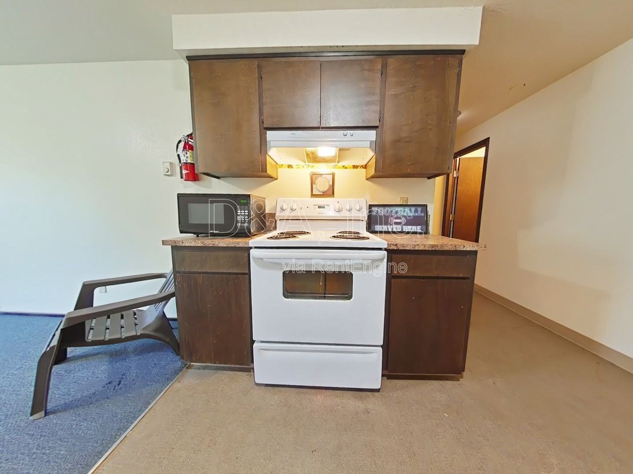 417 6th Ave Se #3 - Photo 7 of 9