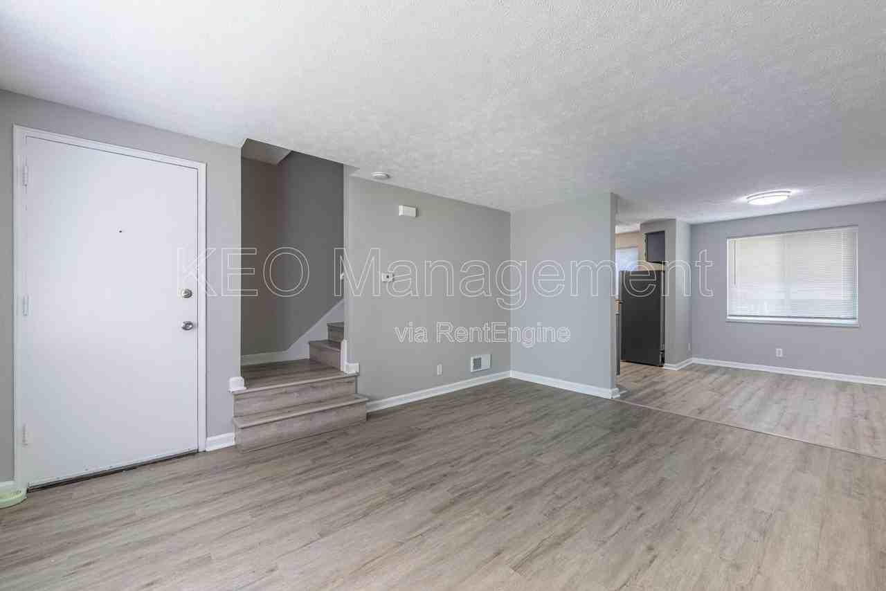 1053 Wilmington Ave #8 - Photo 7 of 20