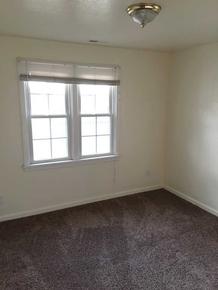 4345-4347 S St #4345 - Photo 7 of 16