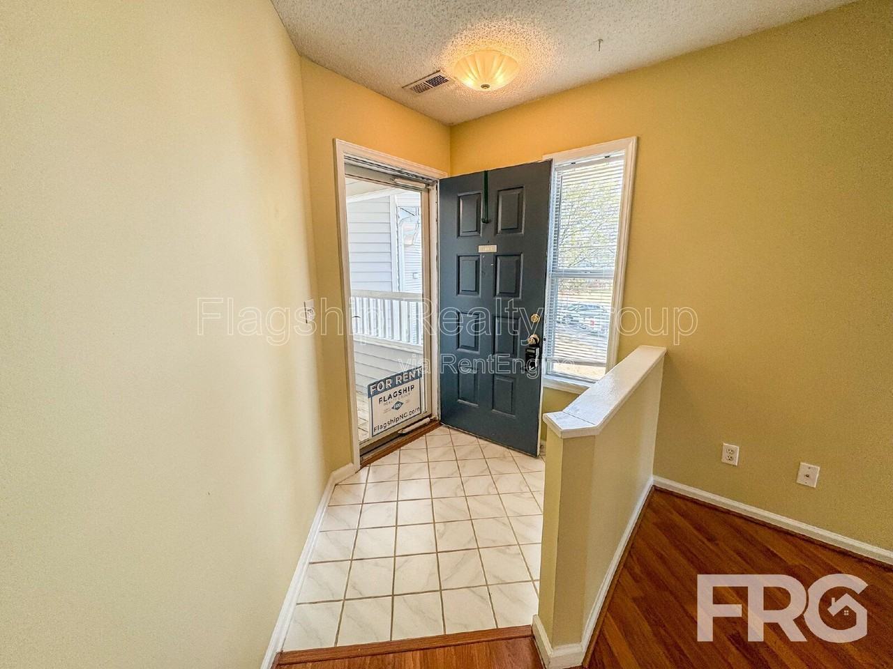 3306 Mulberry Ln #E - Photo 3 of 25