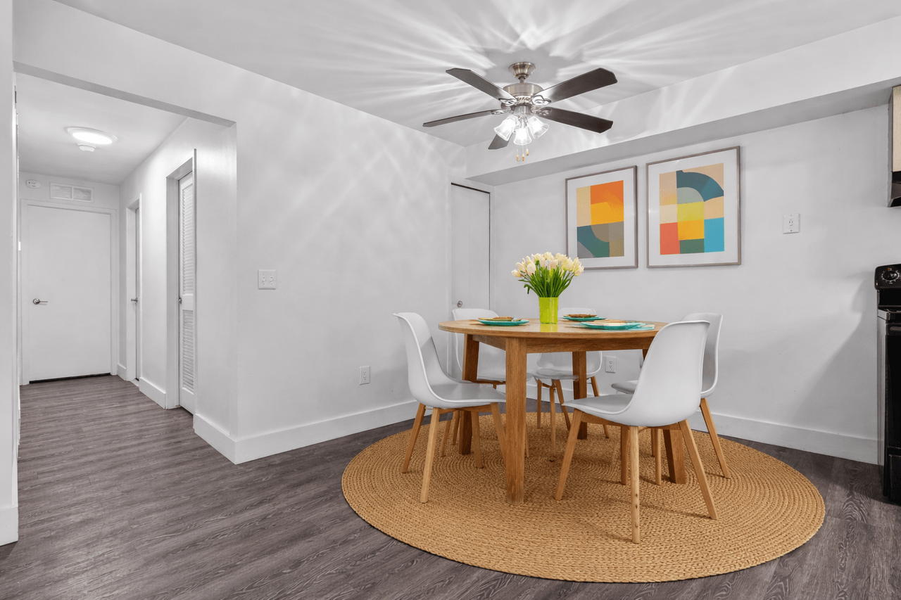 Pilgrim Village - Canton, MI - Photo 3 of 26