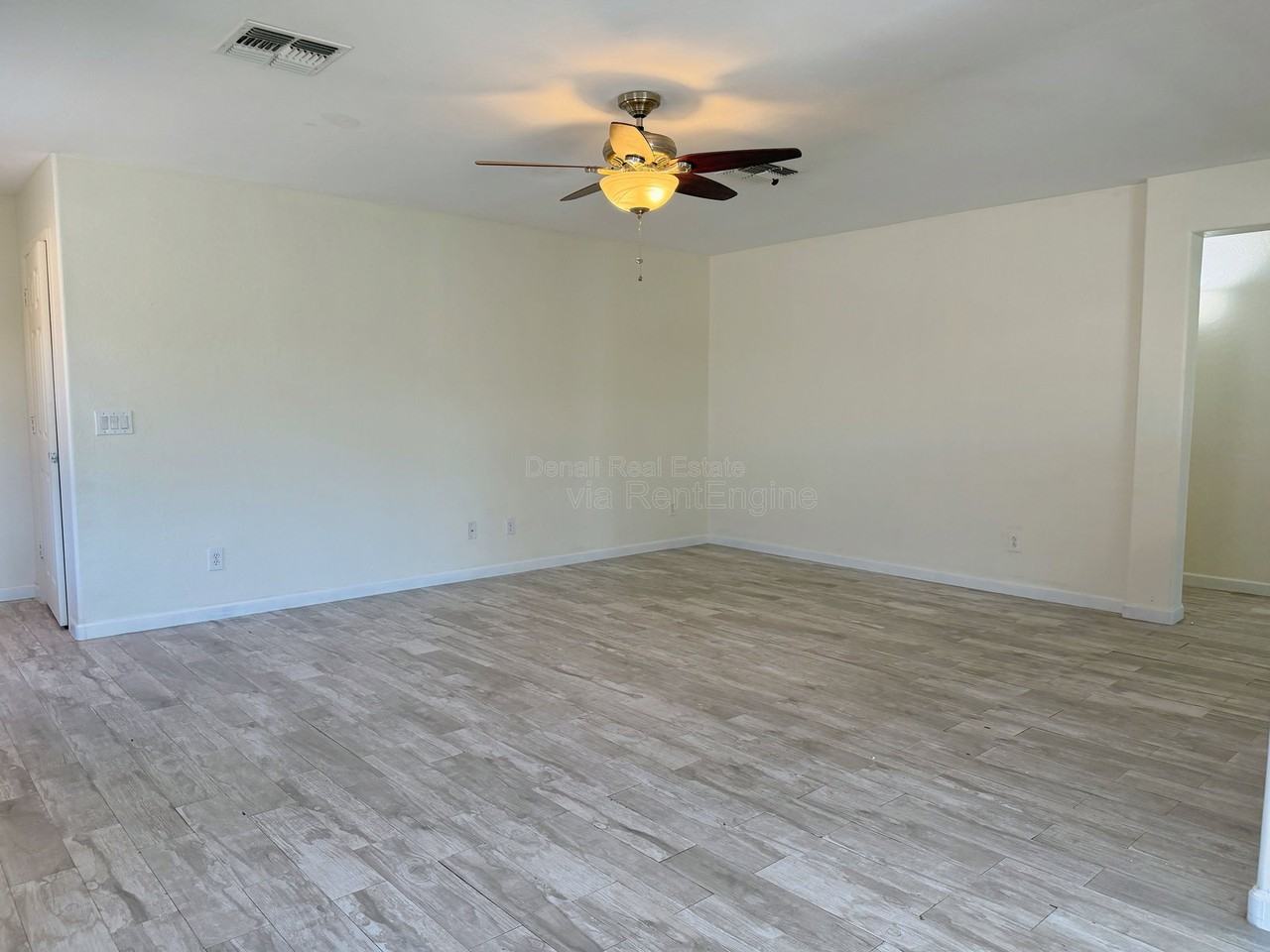 235 W Angus Rd - Photo 5 of 26