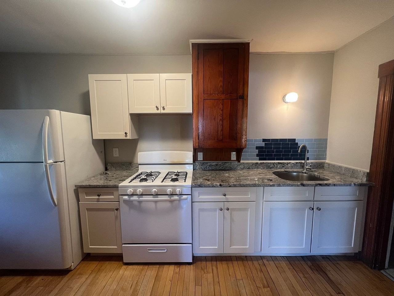 11 Beacon St #101 - Photo 4 of 9