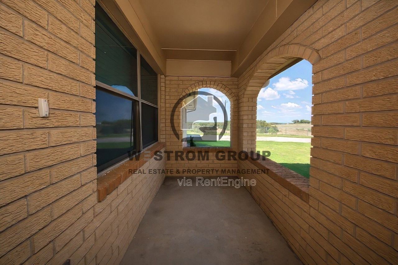 1119 Salt Creek Rd - Photo 6 of 27