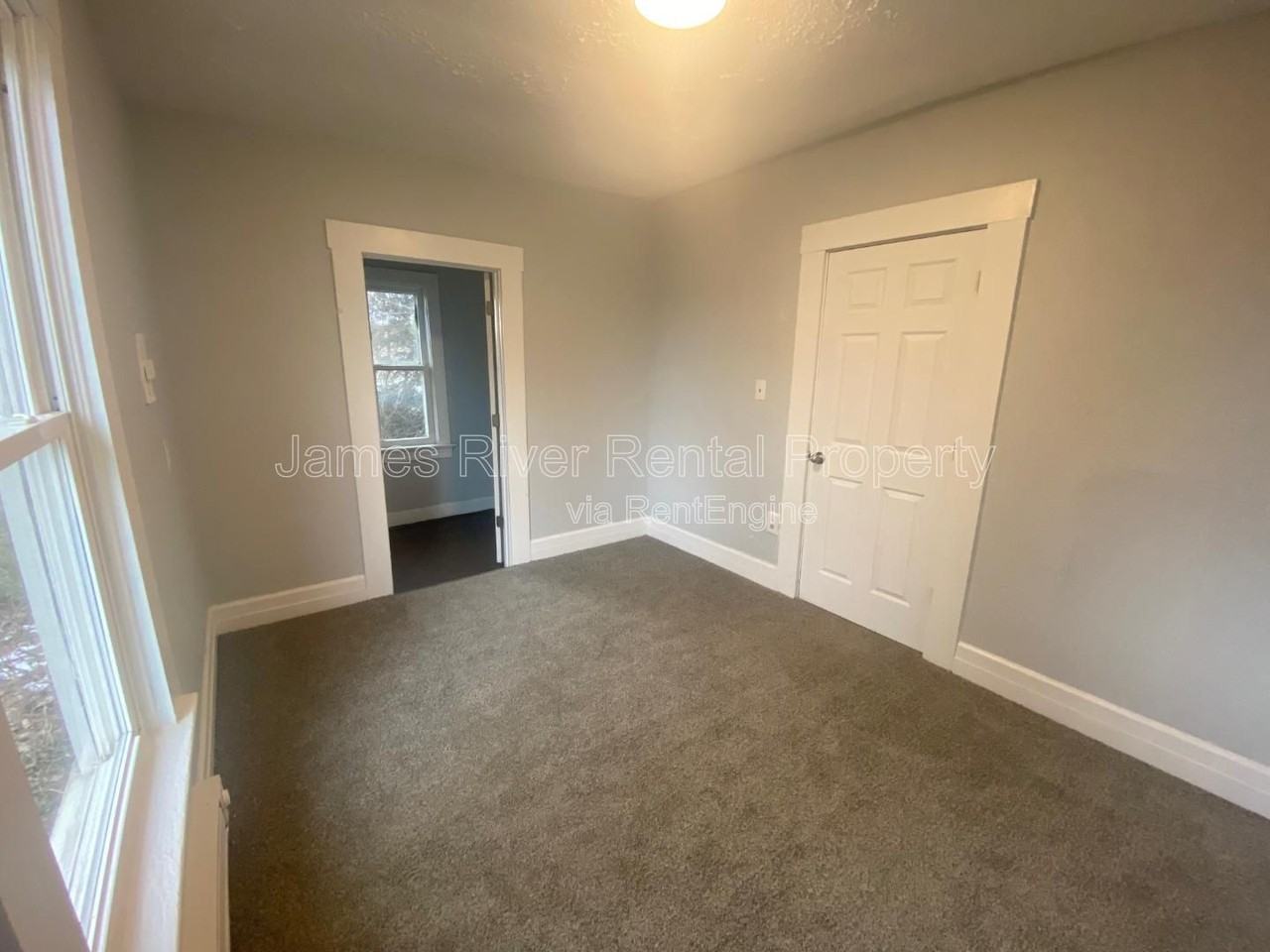 1009 4th St #2 - Photo 3 of 11