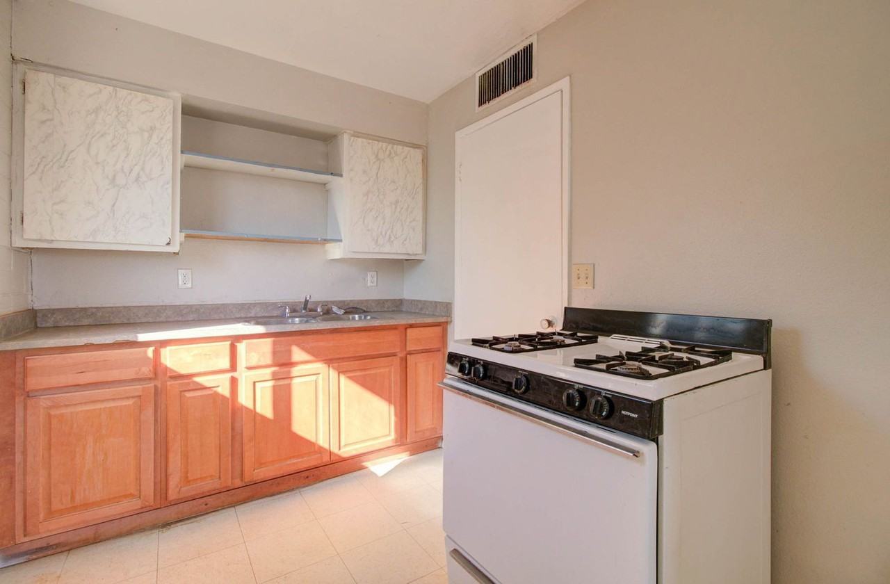 342 W Taylor Ave - Photo 7 of 21