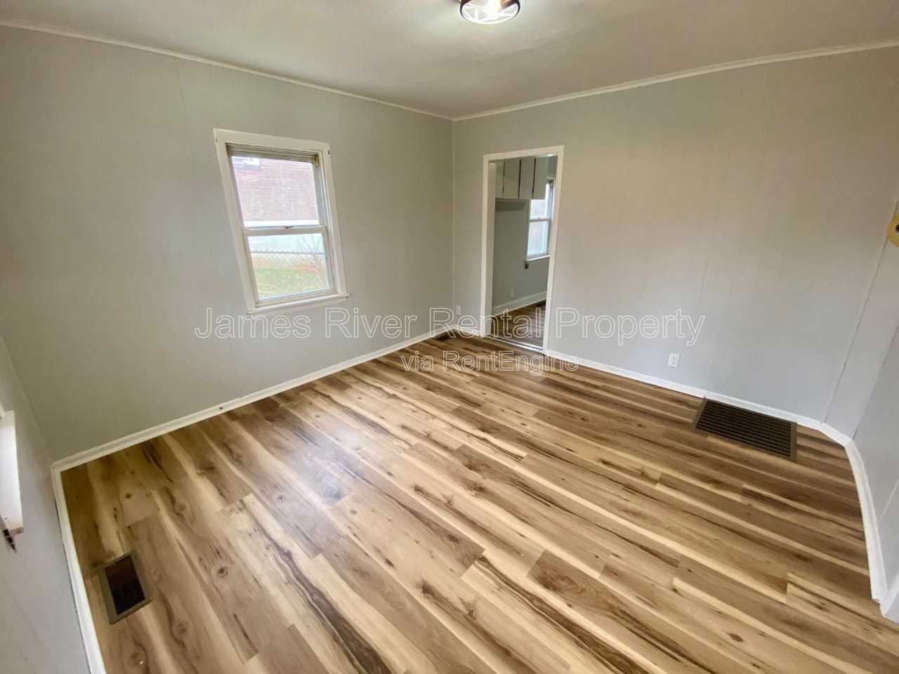 1805 Ridge Ave - Photo 7 of 20