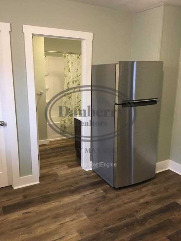 319 Frazer St #1 - Photo 5 of 16