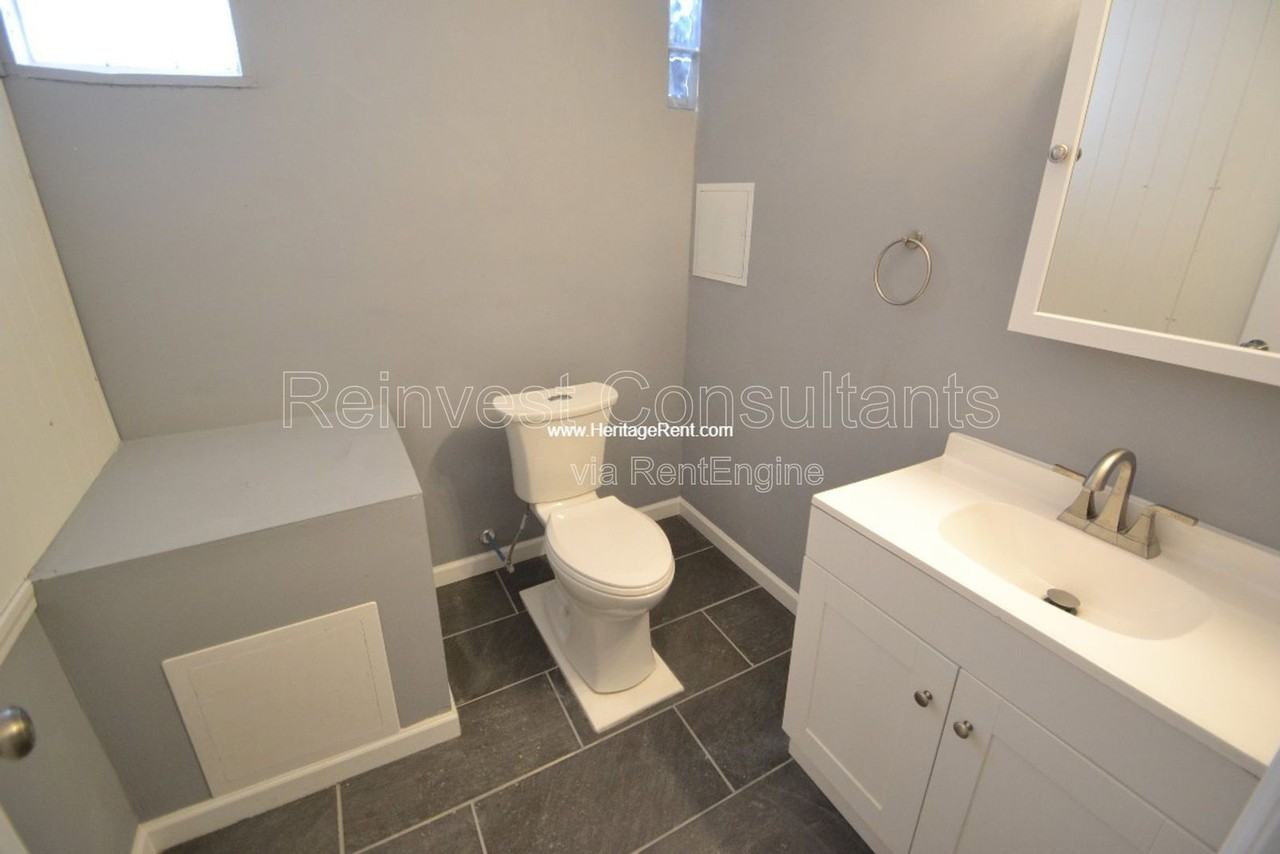 6330 Montgomery Rd #6330-9 - Photo 7 of 11