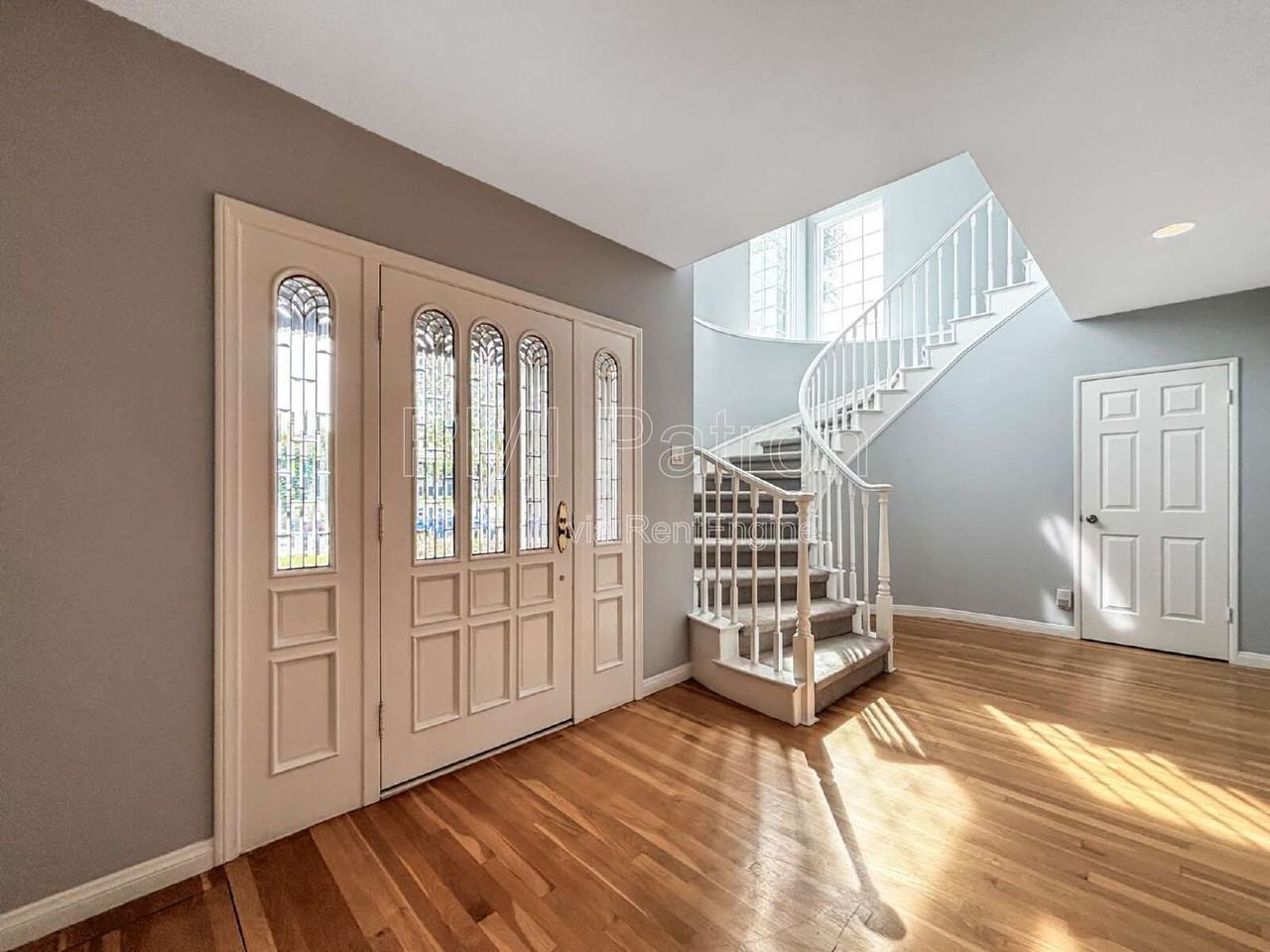 5147 E Los Flores St - Photo 2 of 31