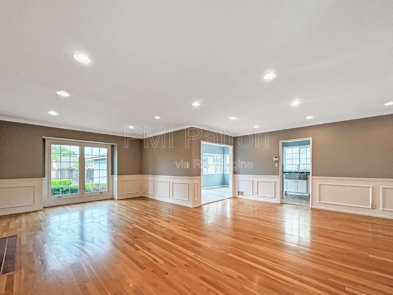 5147 E Los Flores St - Photo 3 of 31