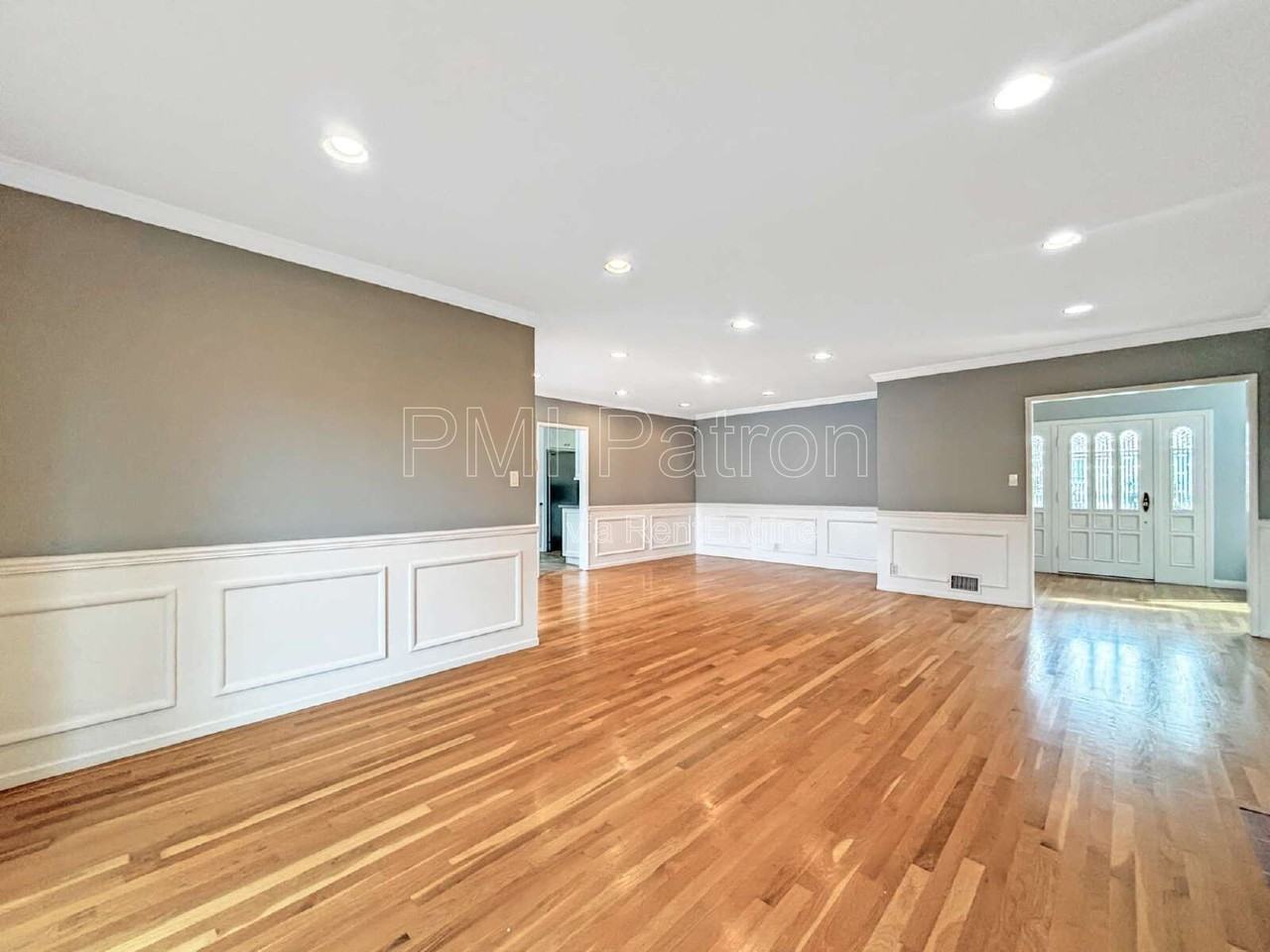 5147 E Los Flores St - Photo 5 of 31