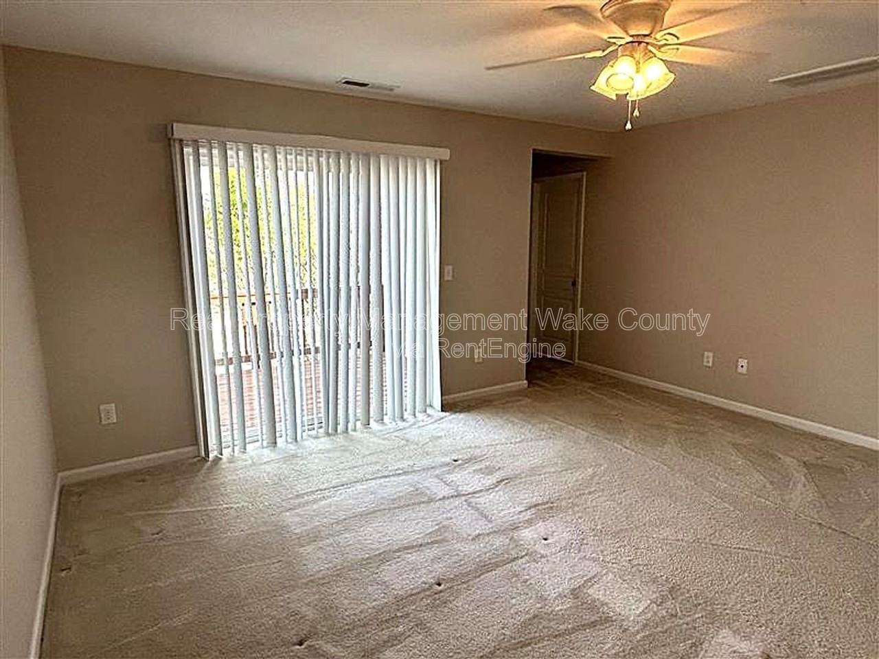 1428 Glenwater Dr - Photo 7 of 27