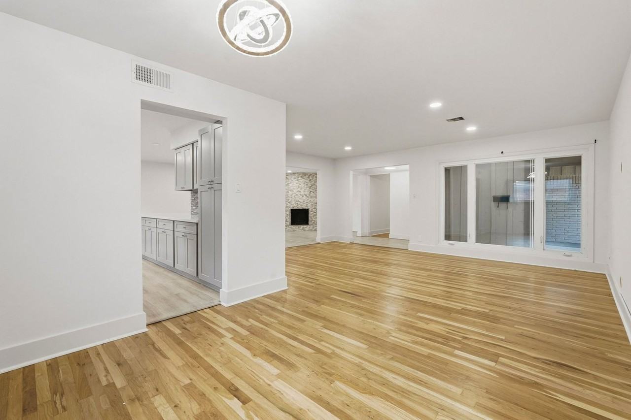 1219 Wisterwood Dr - Photo 7 of 27