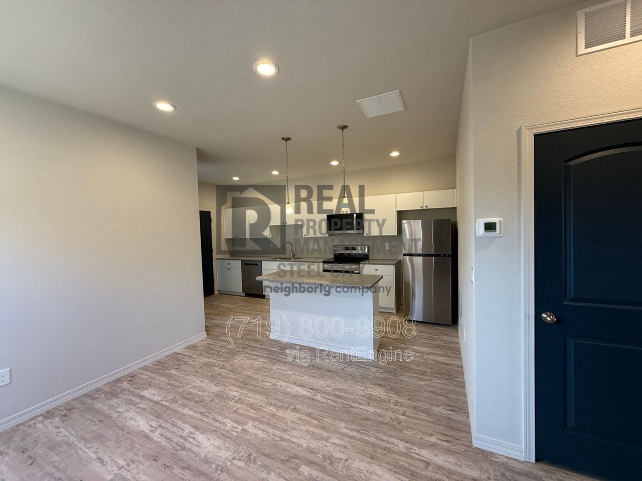 280 W Harmony Dr - Photo 2 of 13