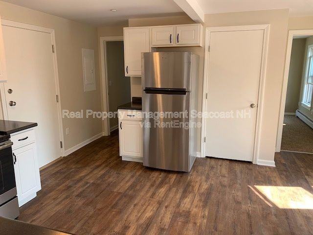 147 N Main St #5 - Photo 4 of 9