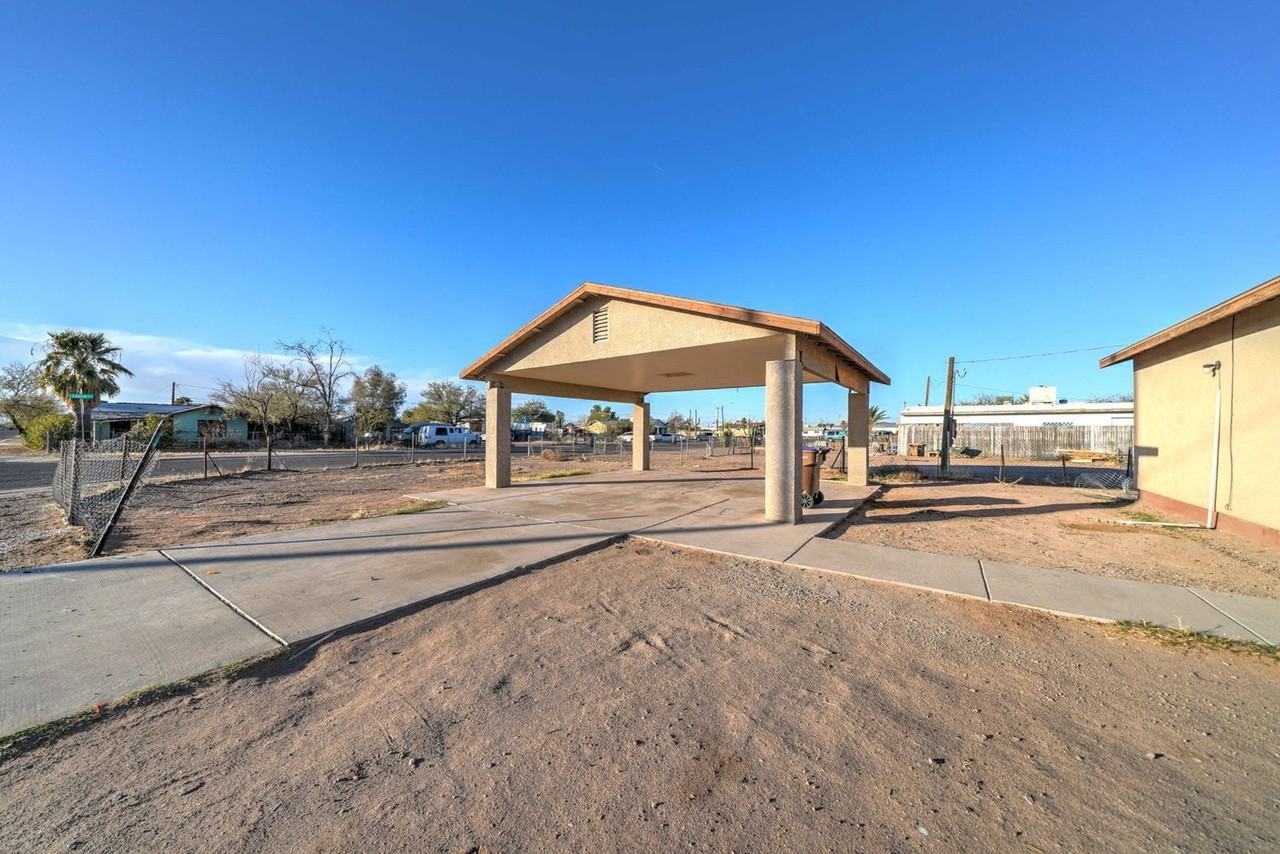 102 N Adams St - Photo 4 of 21