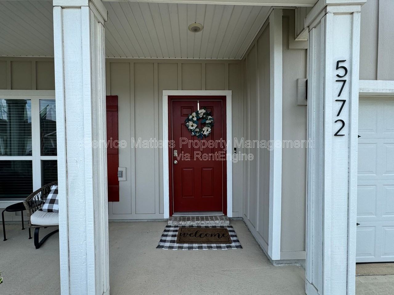 5772 Danbury Blvd - Photo 3 of 34