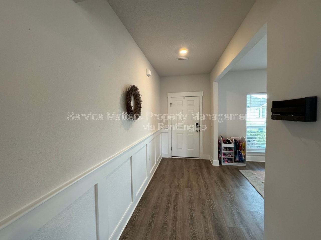 5772 Danbury Blvd - Photo 4 of 34