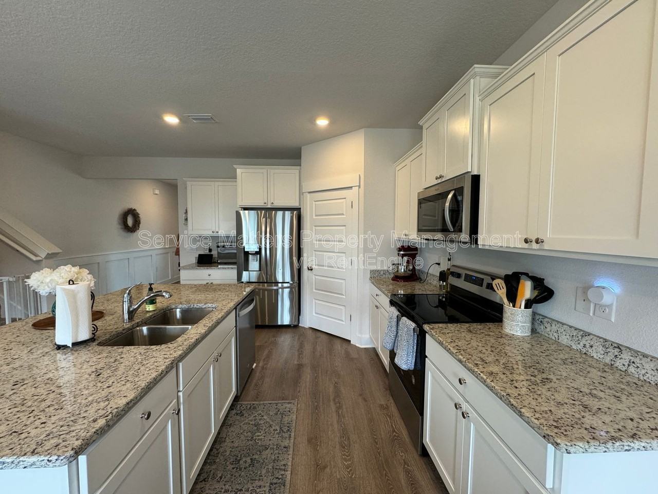 5772 Danbury Blvd - Photo 7 of 34