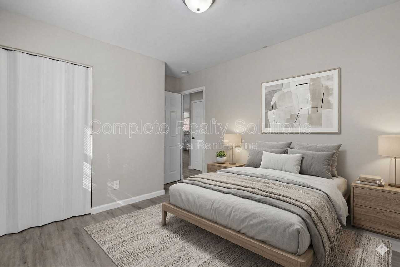 10432 Royal Dr - Photo 6 of 38