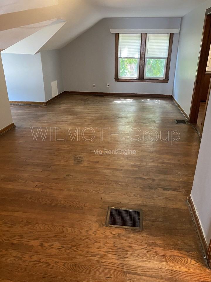 309 Central Ave - Photo 3 of 10