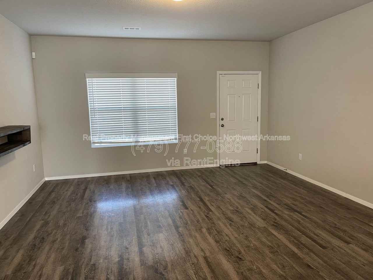 2429 Sebright Ave - Photo 3 of 27