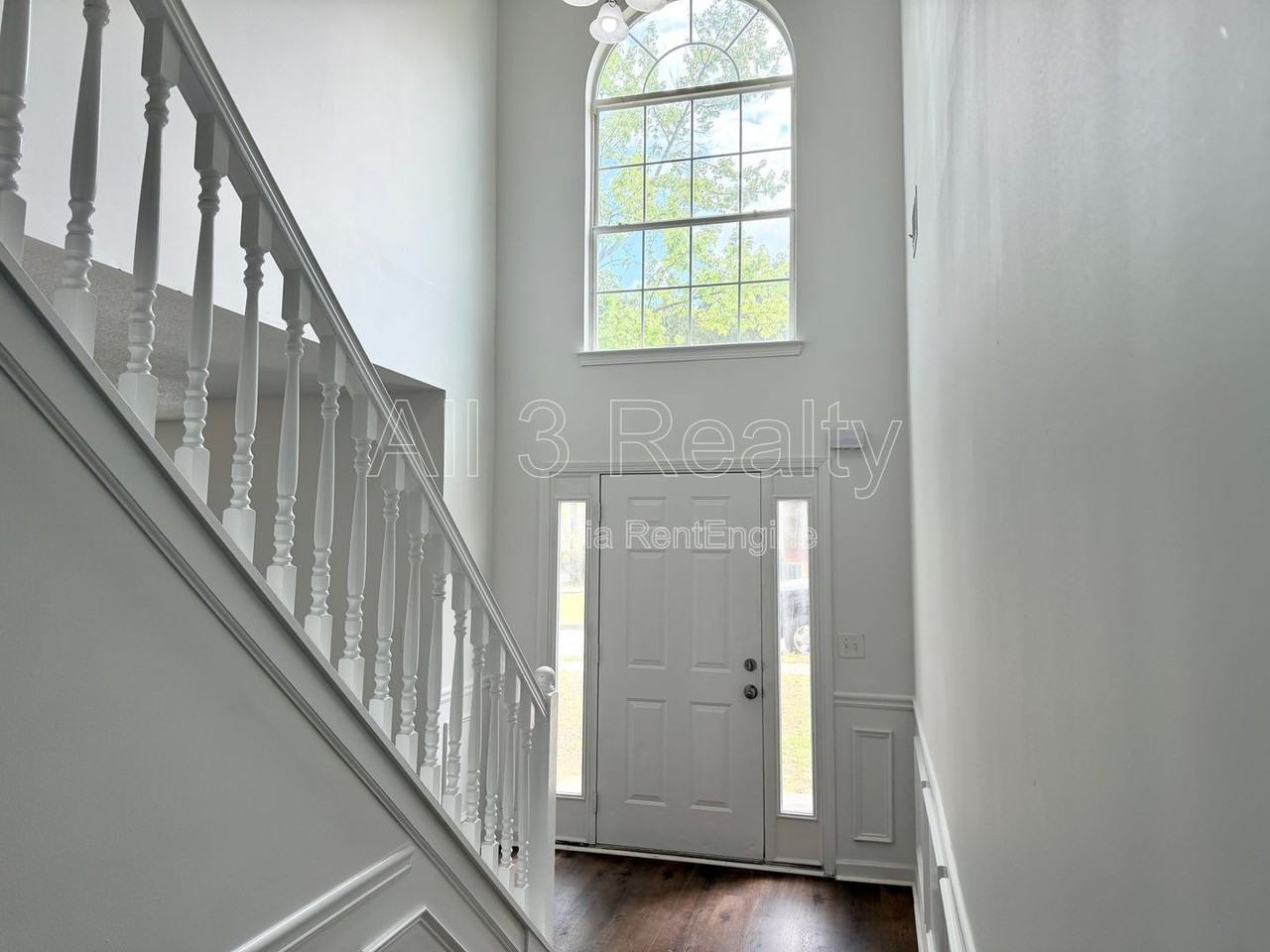 231 Baywood Xing - Photo 5 of 39