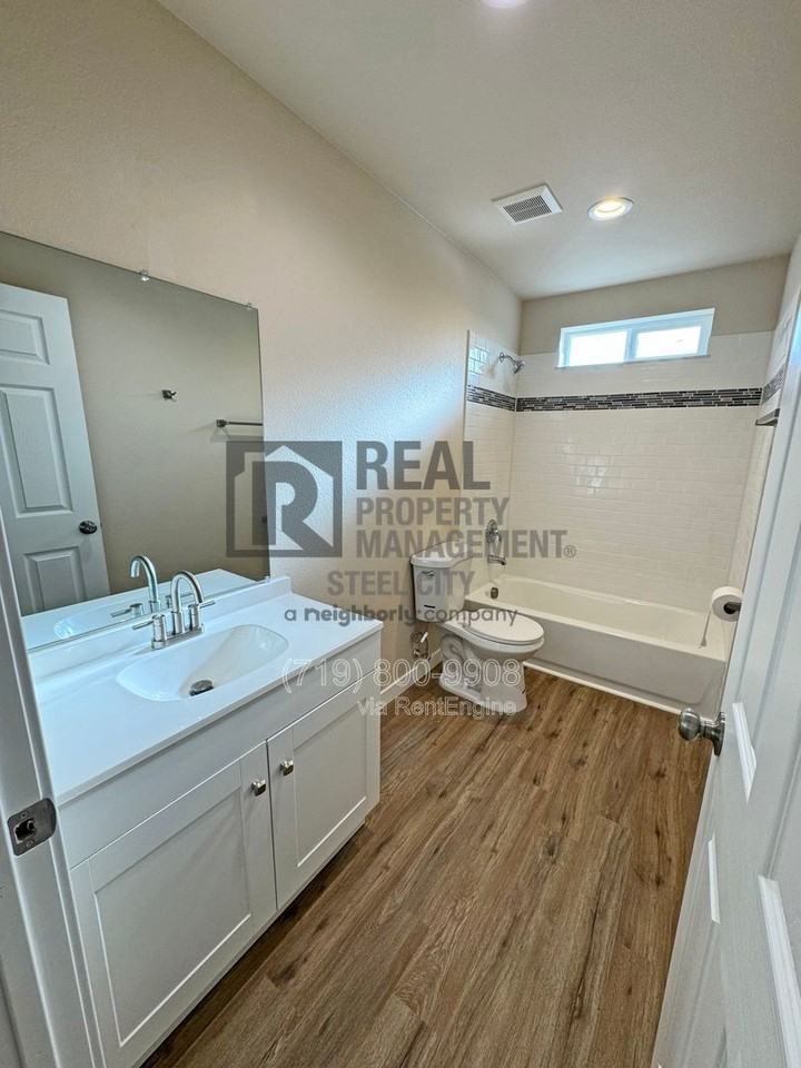 223 W Harmony Dr #A - Photo 5 of 17