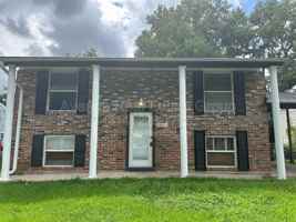 featured image of 10441 Prince Dr