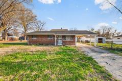 2301 Belleview Ave - Photo 1 of 1