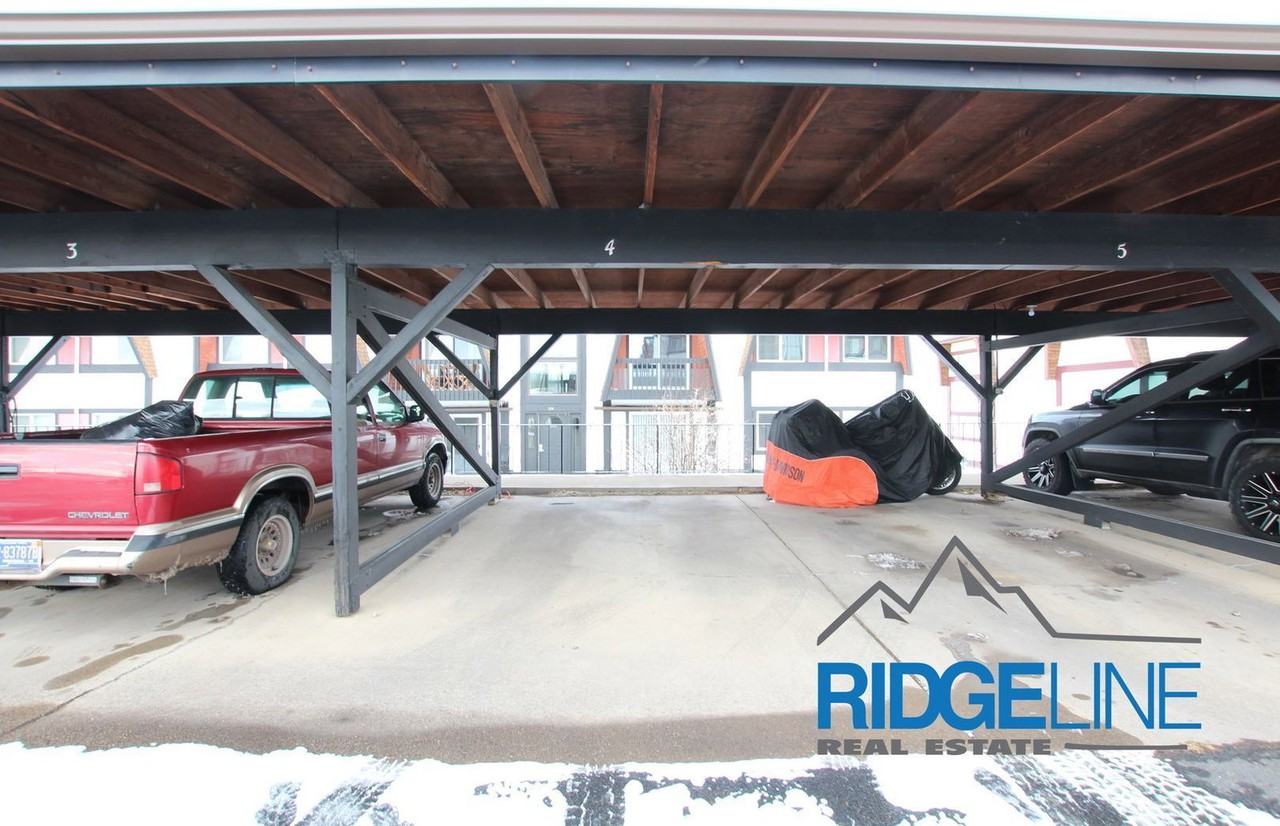 228 13th Ave S #4 - Photo 3 of 12