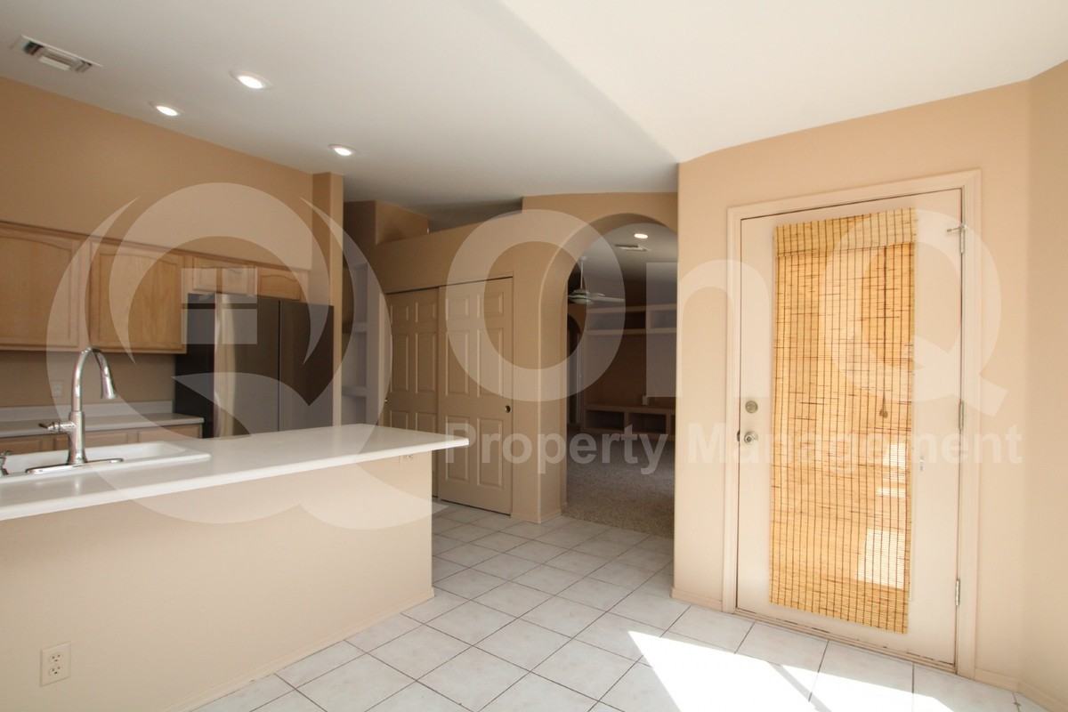 16805 E Glenbrook Blvd #2 - Photo 3 of 15